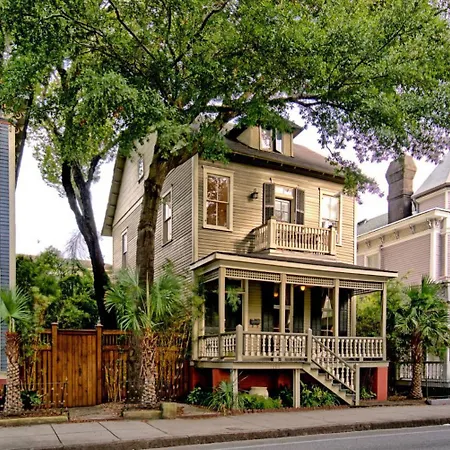 Bed and Breakfast The Jepson Estate On Forsyth Park!